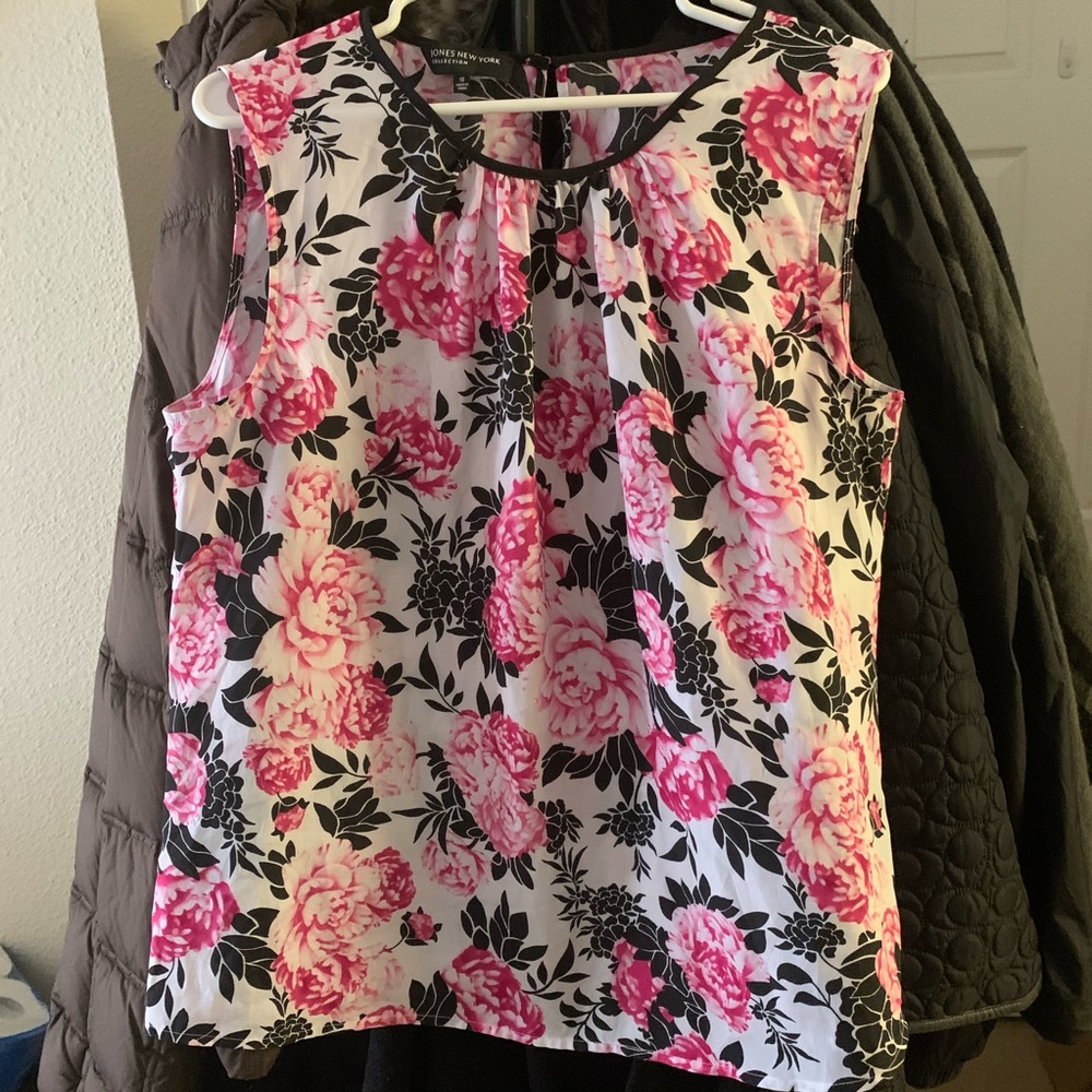Jones New York Sleeveless Top
